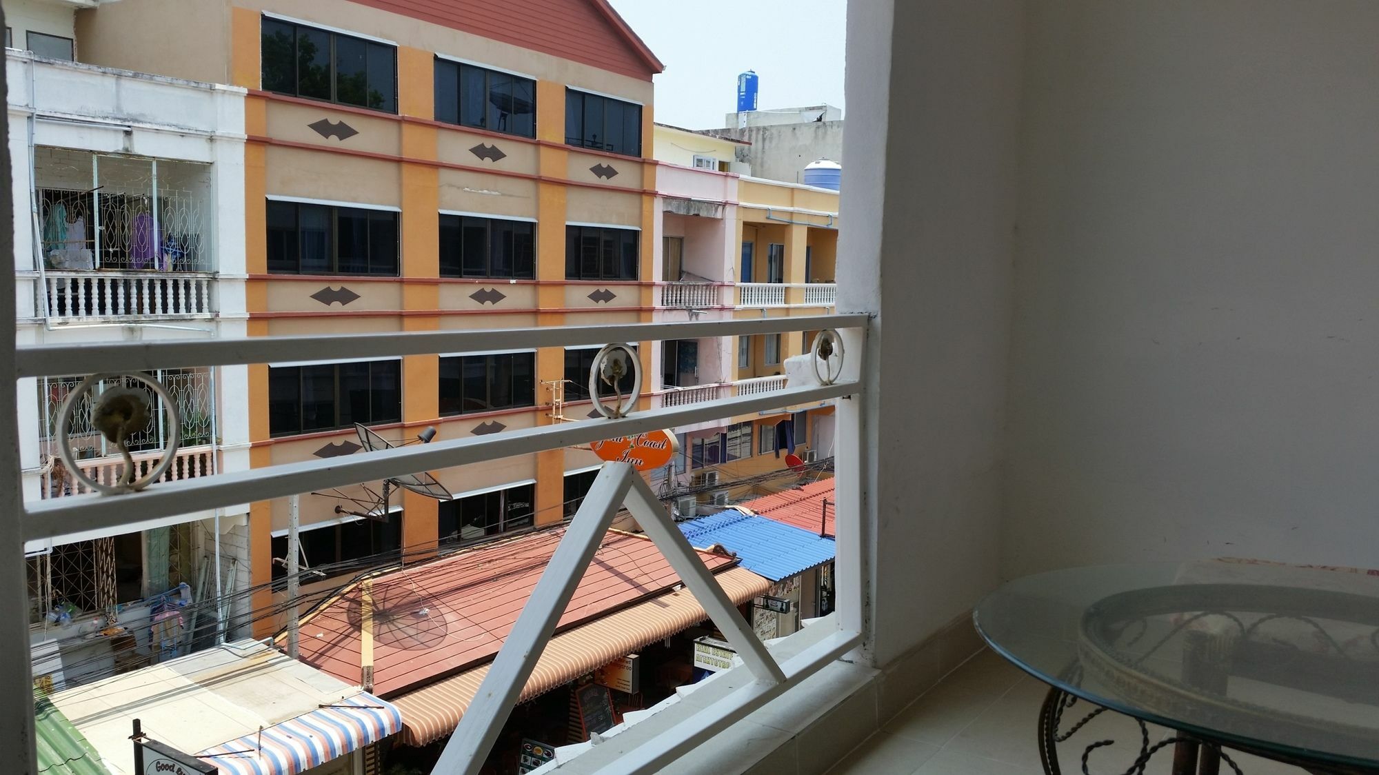 فندق Kc'S Hideaway جومتين بيتش المظهر الخارجي الصورة